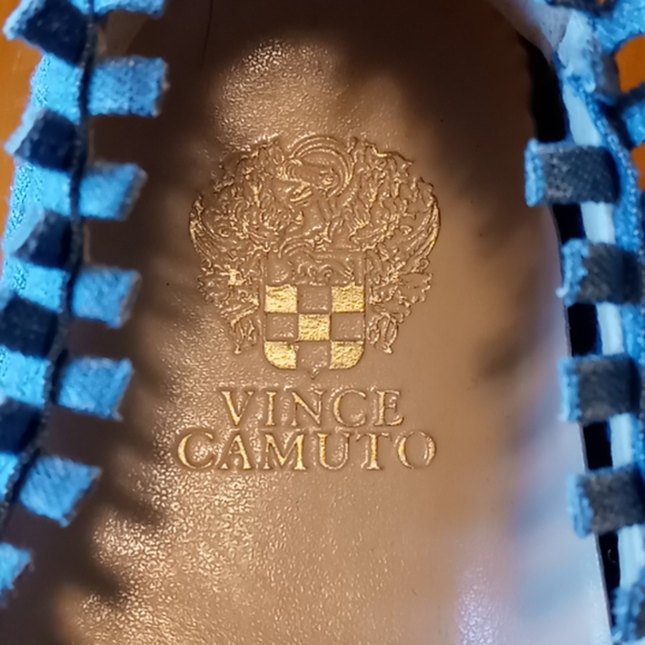 Women's Vince Camuto Slip On's - Picture 4 of 5